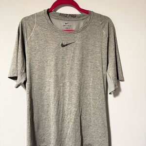 Men's Nike Pro Dri-FIT Tee Heather Gray. XXL